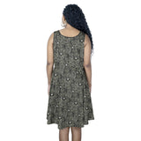 Paisley Sleeveless Expansion Dress