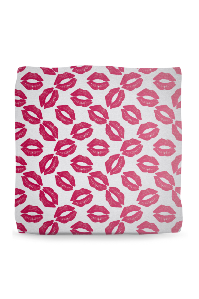 Kisses Pouf Ottoman - Objet D'Art