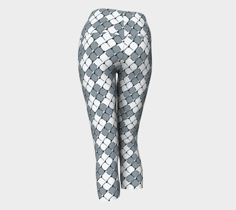 Yin & Yang Yoga Capris - Objet D'Art