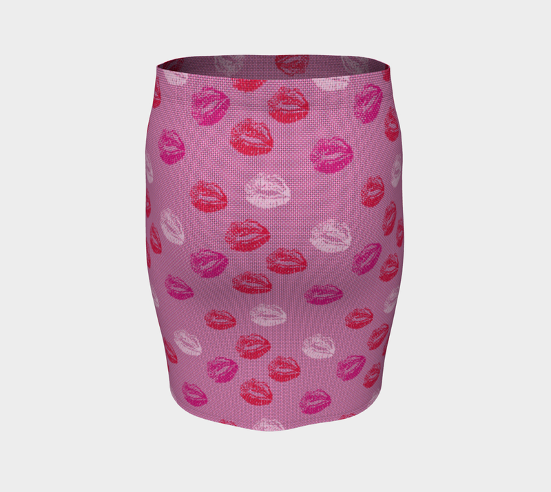 Kiss Print Fitted Skirt - Objet D'Art