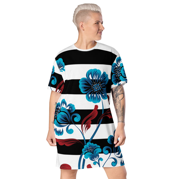 T-shirt dress - Objet D'Art