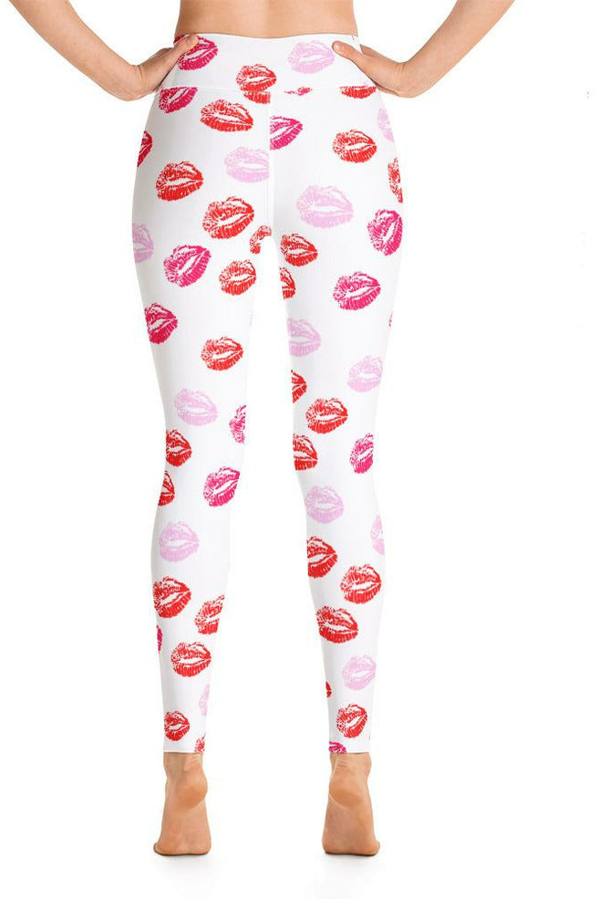 Merry Kisses Yoga Leggings - Objet D'Art