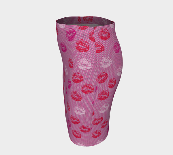 Kiss Print Fitted Skirt - Objet D'Art