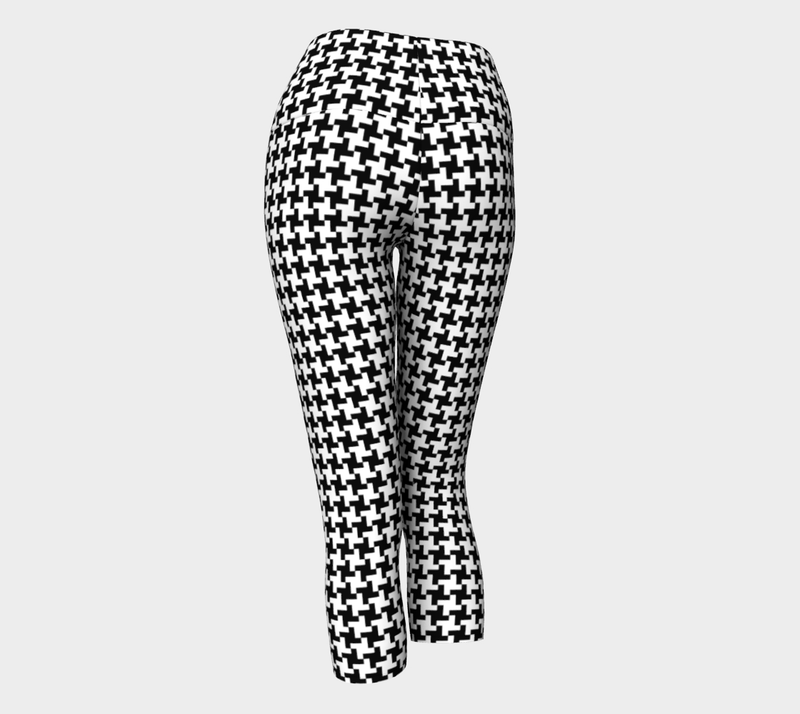 Houndstooth Yoga Capris - Objet D'Art