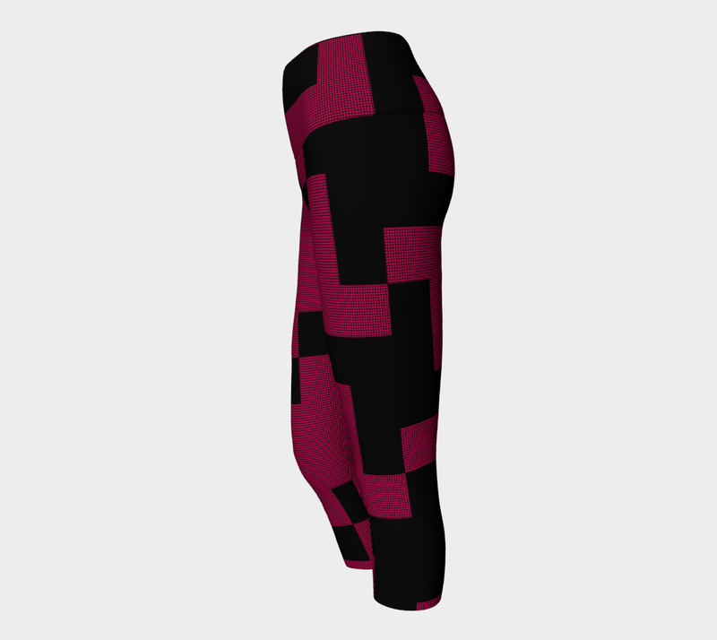 Houndstooth Yoga Capris - Objet D'Art