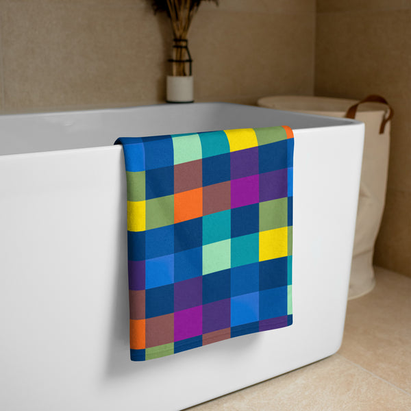 Festive Pixels Towel - Objet D'Art