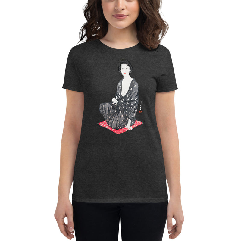 Geisha Seated Women's short sleeve t-shirt - Objet D'Art